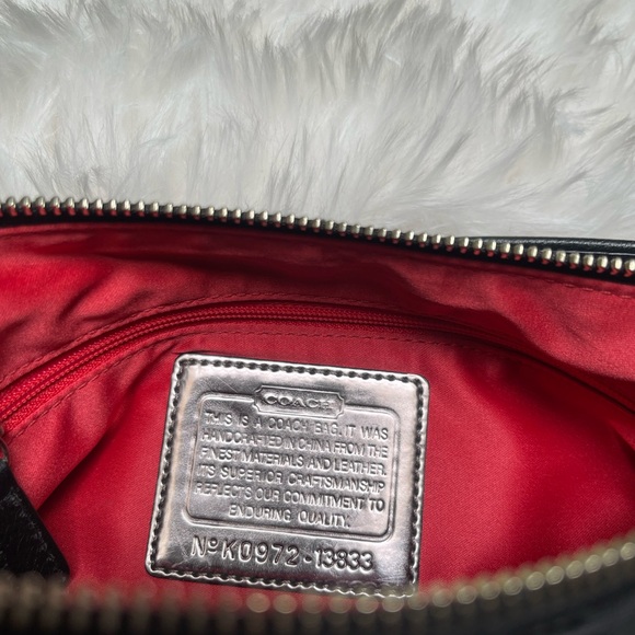 Coach k0972-13833 shoulder bag - Picture 2 of 7